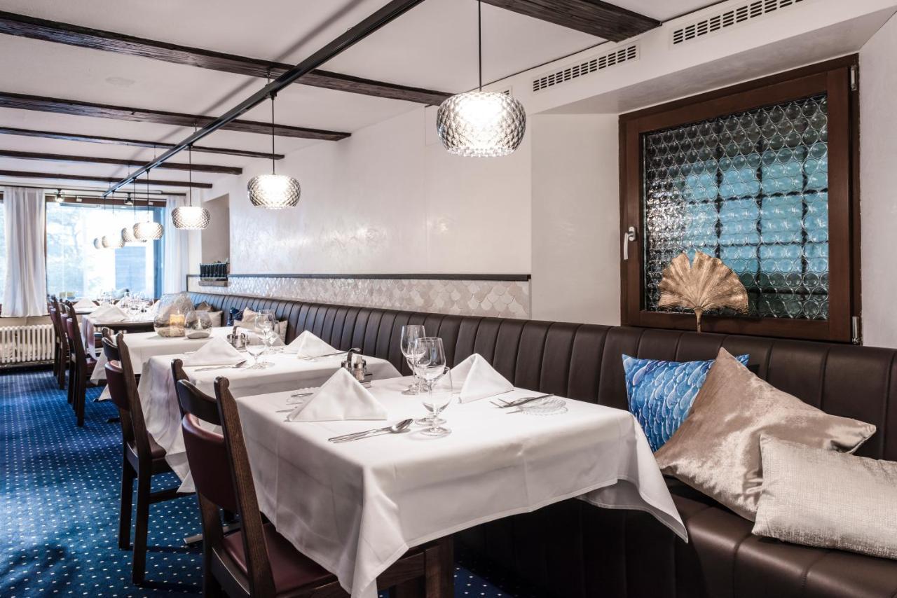 Hotel & Restaurant Roessli シュタンスシュタット エクステリア 写真