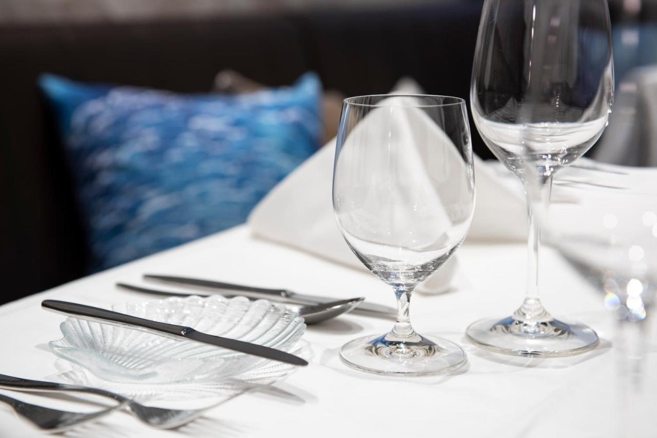 Hotel & Restaurant Roessli シュタンスシュタット エクステリア 写真