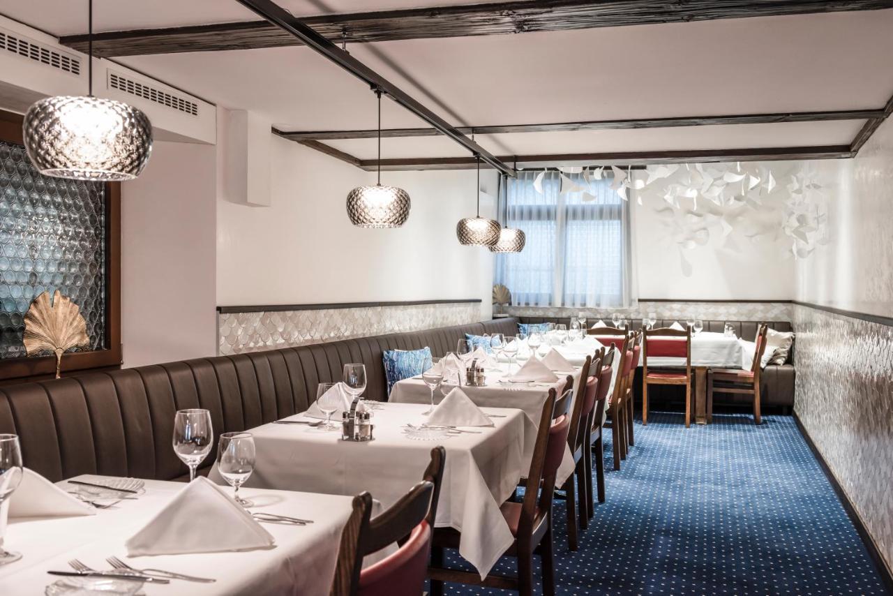Hotel & Restaurant Roessli シュタンスシュタット エクステリア 写真