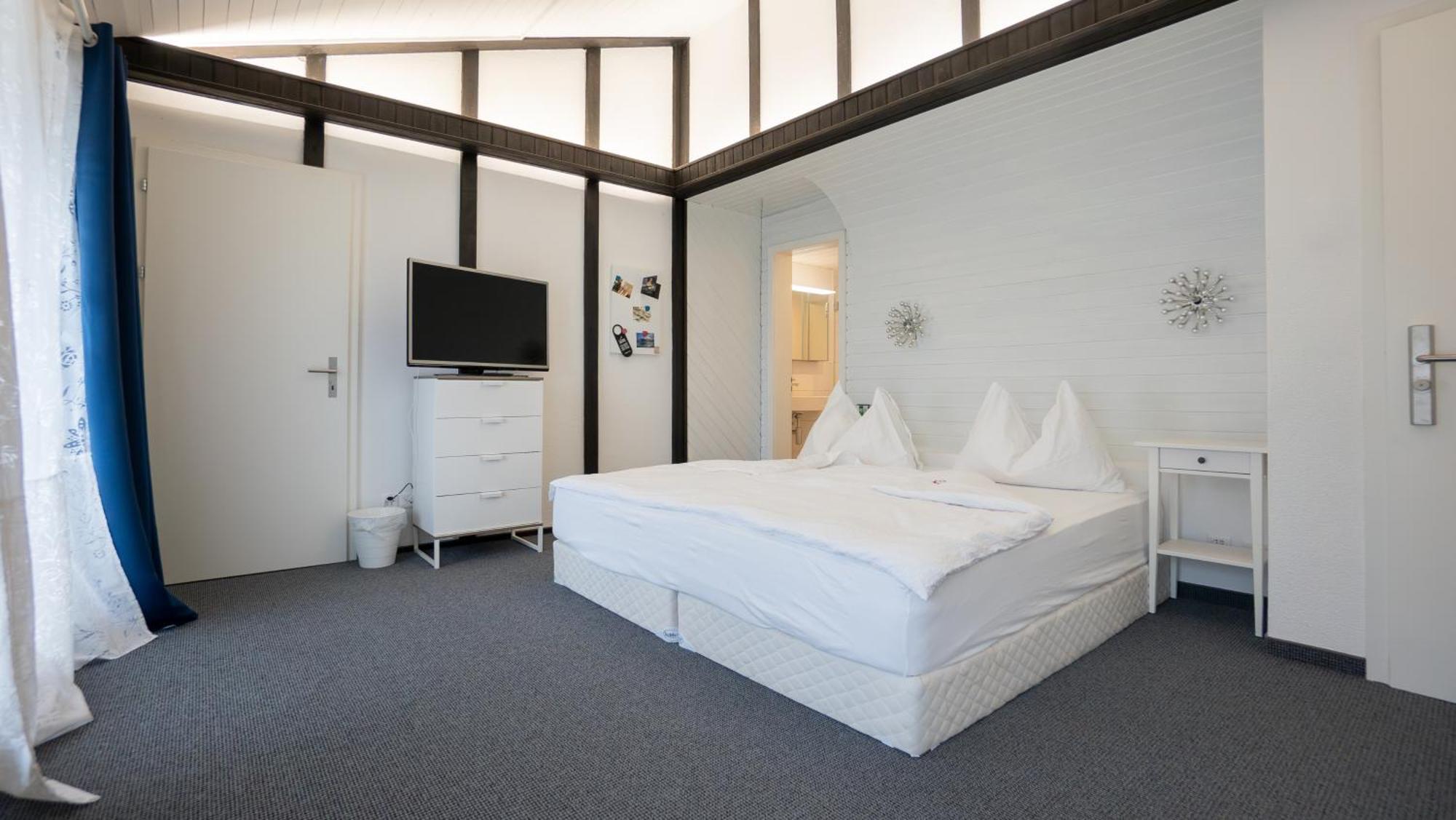 Hotel & Restaurant Roessli シュタンスシュタット エクステリア 写真
